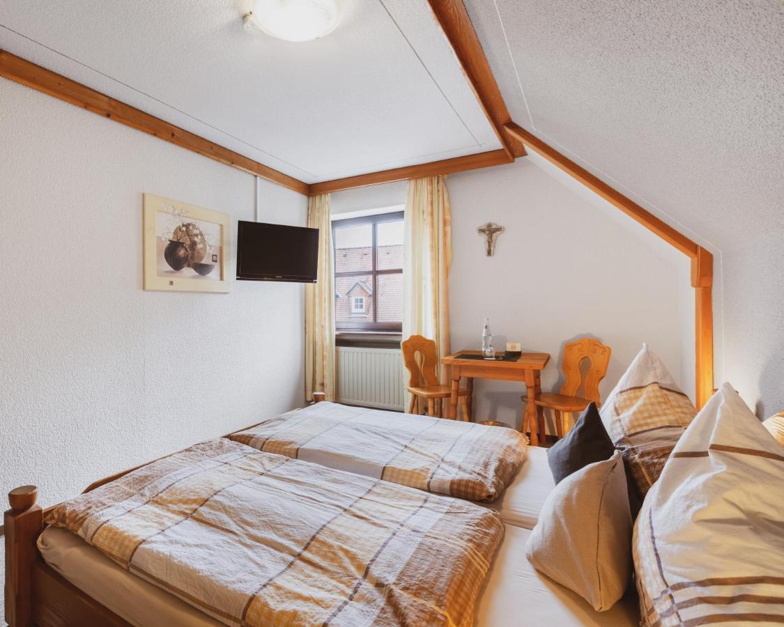 Fremden- Und Monteurzimmer 
